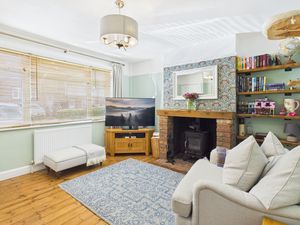 Sitting Room- click for photo gallery